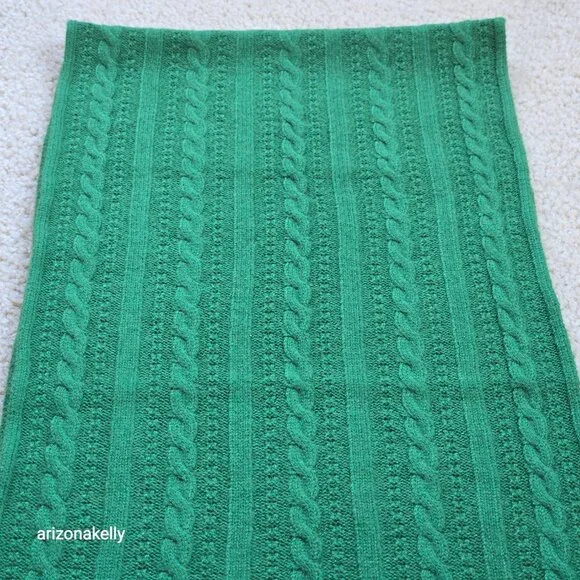 NWOT Pendleton Cashmere Cable Knit Scarf Green - Picture 5 of 13